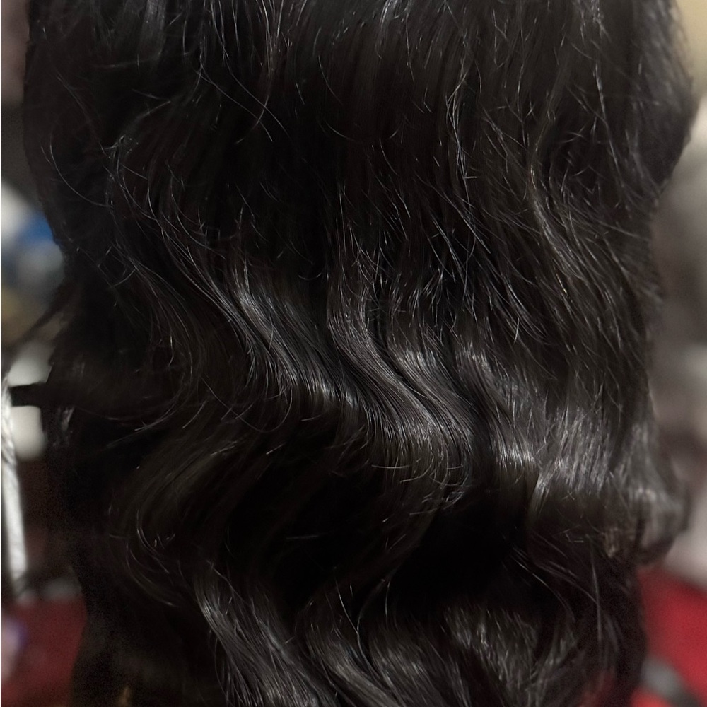 NWT 22” 13x6 HD lace HUMAN remy wig. Black.